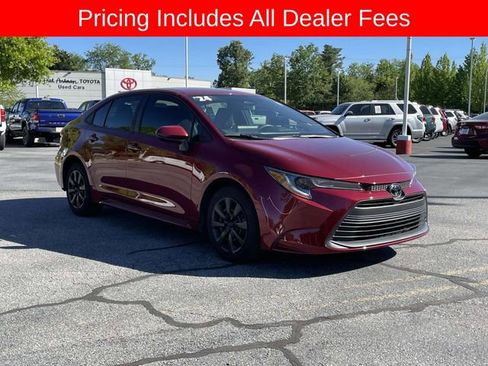 Used 2024 Toyota Corolla LE FWD image 7