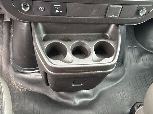 Used 2024 Chevrolet Express 2500 w/ Driver Convenience Package RWD image 20