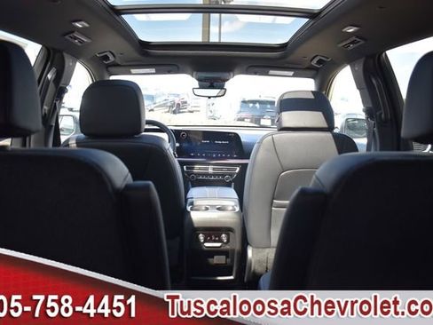 New 2026 Chevrolet Traverse Z71 w/ Driver Confidence Package image 11