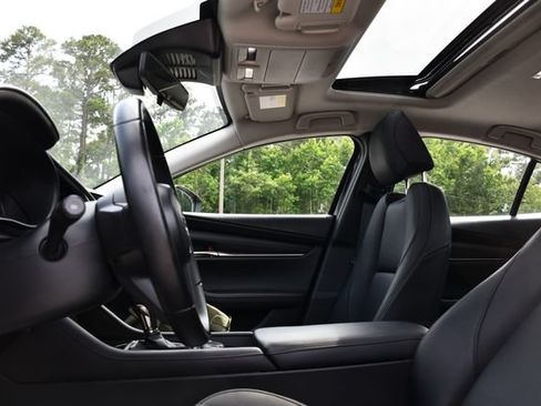 Used 2025 MAZDA MAZDA3 s FWD image 21