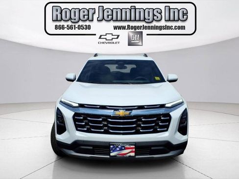 Used 2025 Chevrolet Equinox LT w/ Convenience Package II image 7