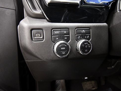 Used 2024 GMC Sierra 2500 SLE w/ SLE Value Package; image 19