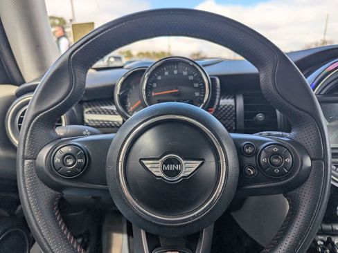 Used 2014 MINI Cooper S image 27