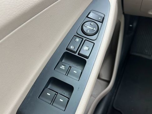 Used 2020 Hyundai Tucson SEL FWD image 19