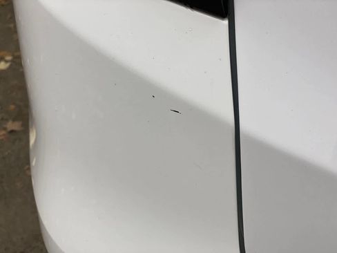 Used 2023 GMC Terrain SLT image 34