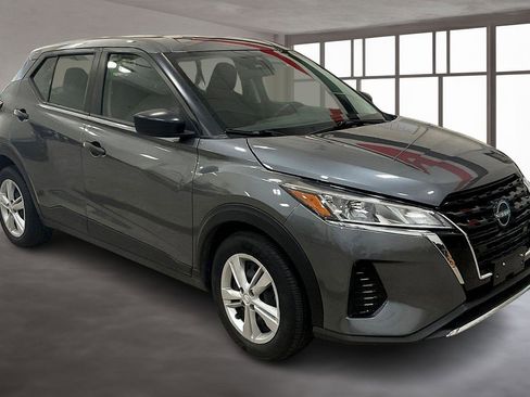 Used 2024 Nissan Kicks S image 12