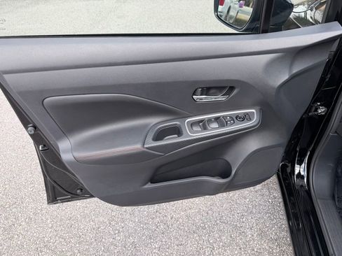 Used 2025 Nissan Versa SR w/ Trunk Package image 13