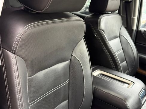 Used 2020 GMC Yukon XL Denali w/ Open Road Package image 14