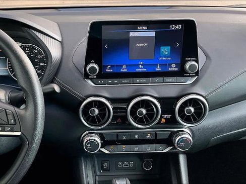 Certified 2024 Nissan Sentra SV image 7