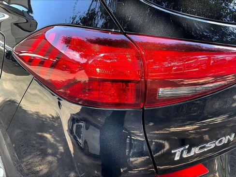 Used 2019 Hyundai Tucson Value FWD image 28