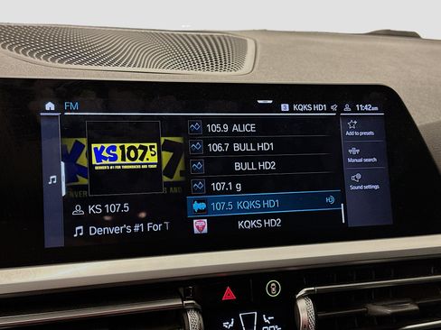 Used 2021 BMW 330e xDrive image 21