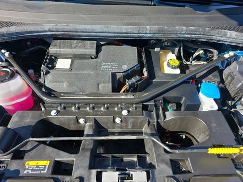 Used 2023 Volkswagen ID.4 Pro RWD image 24