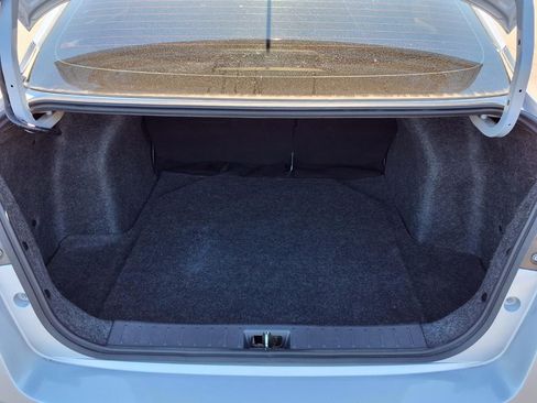 Used 2020 Nissan Versa S image 25