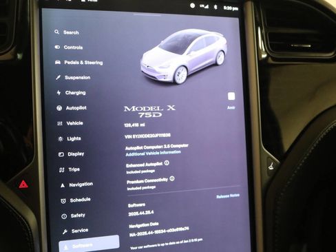 Used 2018 Tesla Model X 75D image 54