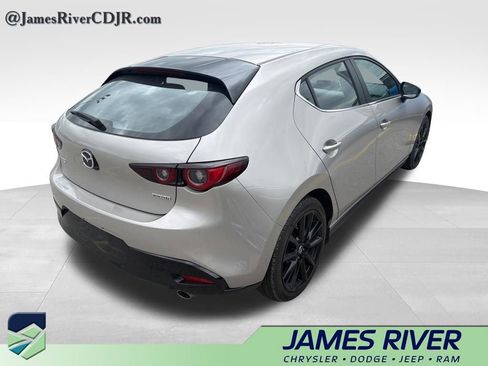 Used 2024 MAZDA MAZDA3 s image 5