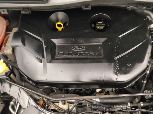 Used 2019 Ford Escape Titanium FWD image 30