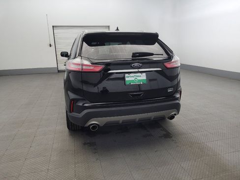 Used 2020 Ford Edge SEL w/ Cold Weather Package image 6