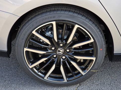 New 2026 Honda Accord Touring image 7