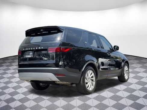 Used 2025 Land Rover Discovery S AWD/4WD image 9
