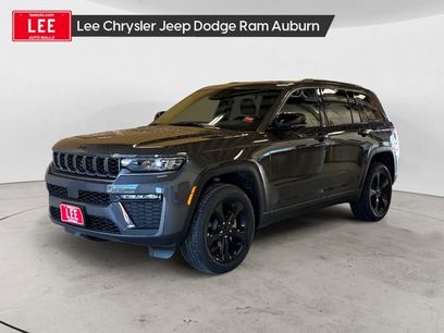 New 2026 Jeep Grand Cherokee Limited w/ Limited Altitude Package