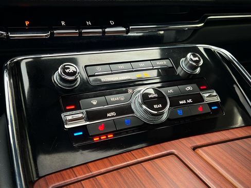 Used 2023 Lincoln Navigator L 4WD image 60