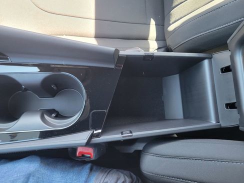 New 2025 Hyundai Elantra SEL w/ Cargo Package image 28