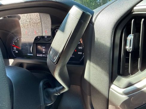 Used 2024 Chevrolet Silverado 1500 Custom Trail Boss w/ LPO, Dark Essentials Package AWD/4WD image 33