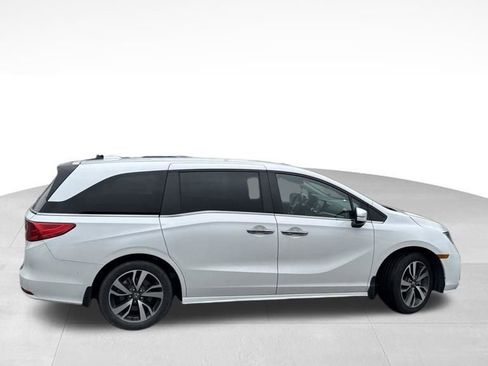 Used 2024 Honda Odyssey Touring image 15