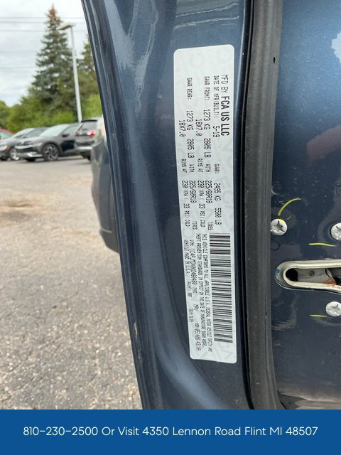 Used 2019 Jeep Cherokee Limited AWD/4WD image 34
