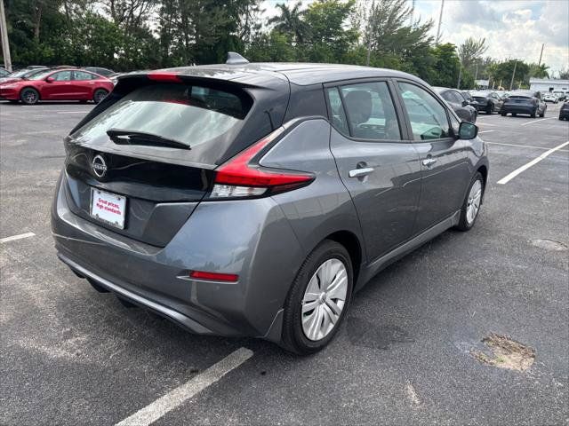 Used 2025 Nissan Leaf S FWD image 9