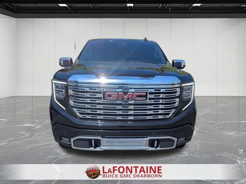 Used 2024 GMC Sierra 1500 Denali AWD/4WD image 8