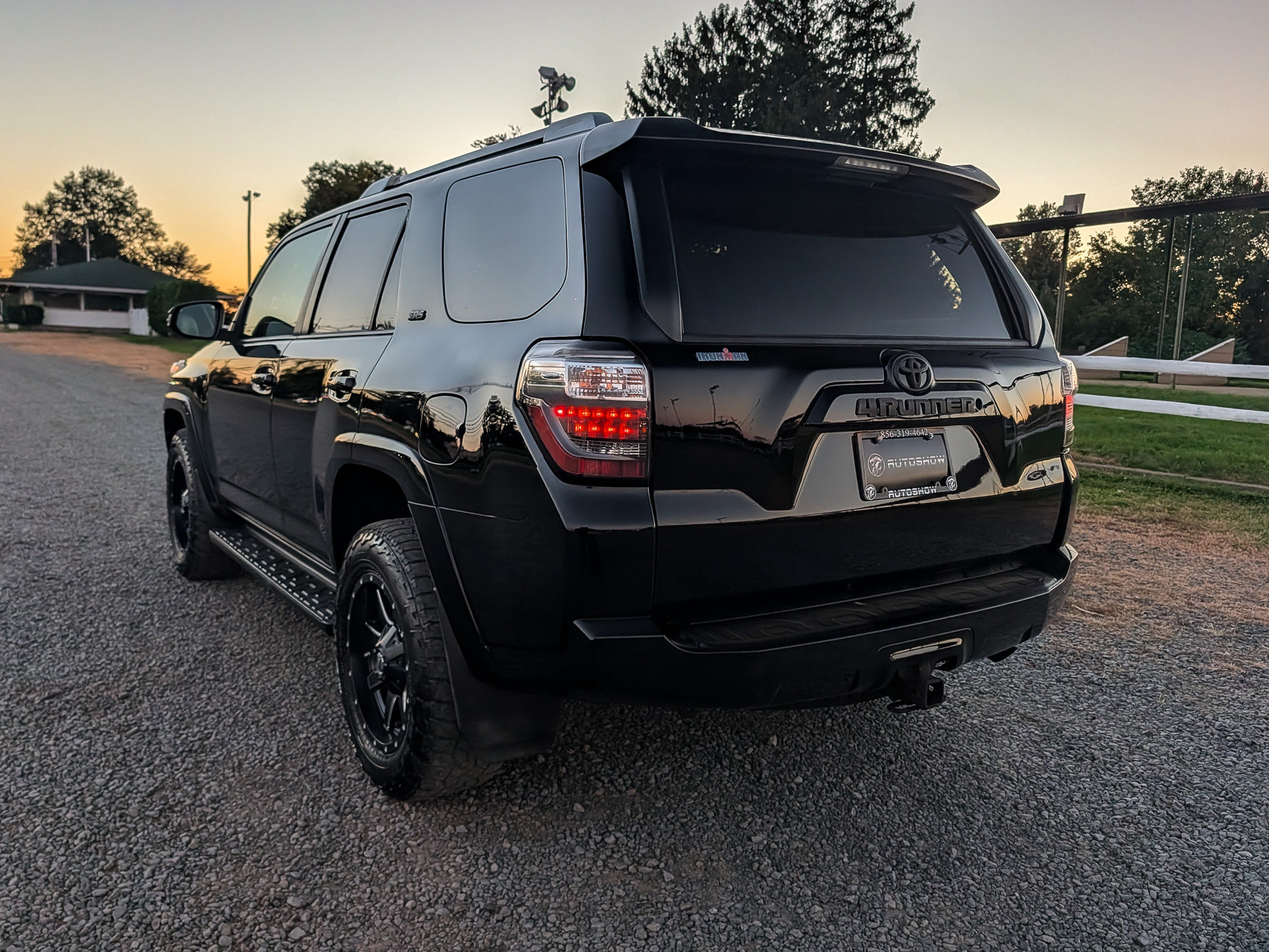 Used 2014 Toyota 4Runner SR5 Premium AWD/4WD image 8