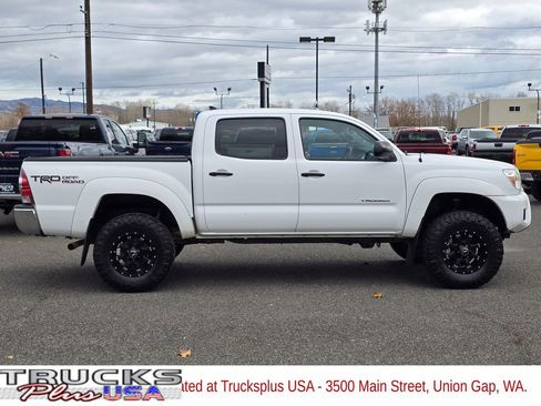 Used 2015 Toyota Tacoma TRD Pro image 6