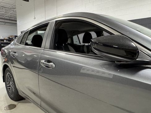 New 2026 Nissan Sentra SV w/ SV Convenience Package FWD image 6