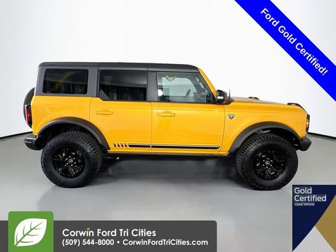 Certified 2021 Ford Bronco First Edition image 18