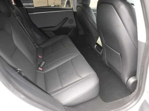 Used 2024 Tesla Model 3 Standard Range image 16