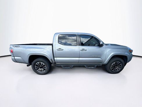 Used 2021 Toyota Tacoma TRD Sport w/ Technology Package RWD image 6