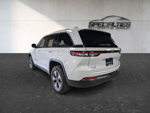 Used 2024 Jeep Grand Cherokee Limited 4xe image 8