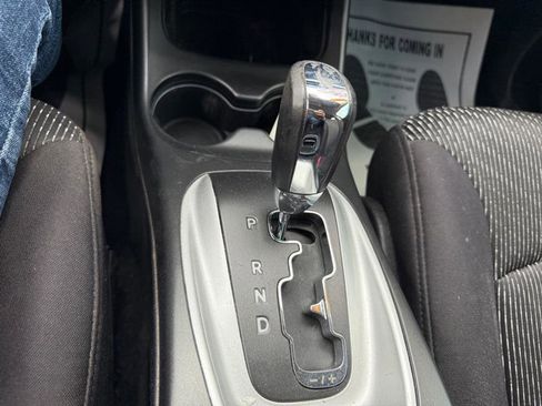 Used 2013 Dodge Journey SE FWD image 19