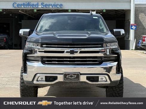 Used 2020 Chevrolet Silverado 1500 LTZ AWD/4WD image 3