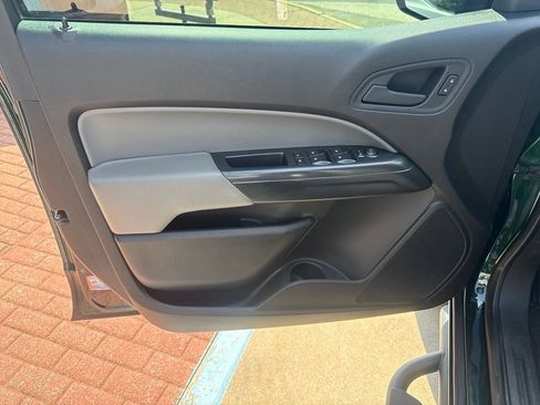 Used 2016 Chevrolet Colorado W/T w/ WT Convenience Package AWD/4WD image 22