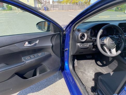 Used 2020 Kia Forte LXS image 10