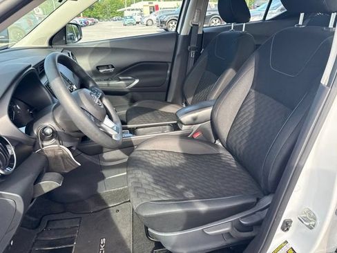 Used 2023 Nissan Kicks SV FWD image 25