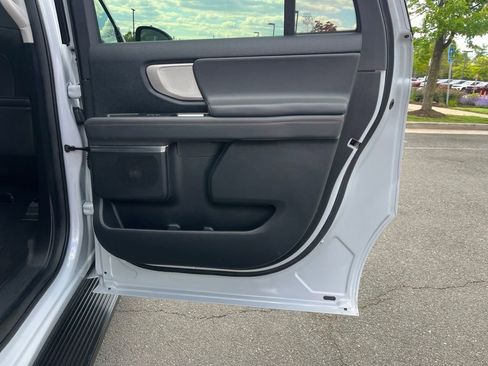 Used 2025 Ford Expedition Max Active AWD/4WD image 21
