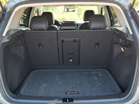 Used 2022 Volkswagen Taos SE image 29