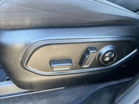 Used 2021 Jeep Grand Cherokee L Laredo w/ Luxury Tech Group I image 14