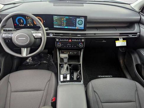 Certified 2025 Hyundai Tucson SEL FWD image 13