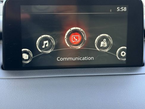 Used 2018 MAZDA CX-9 Touring FWD image 42