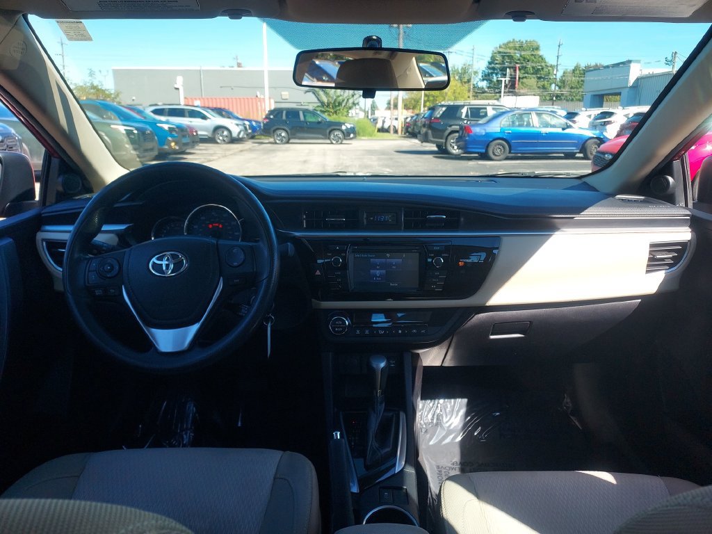 Used 2014 Toyota Corolla LE FWD image 9