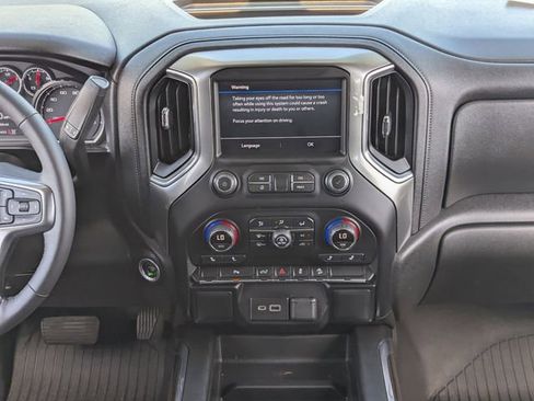 Used 2021 Chevrolet Silverado 1500 LTZ image 16